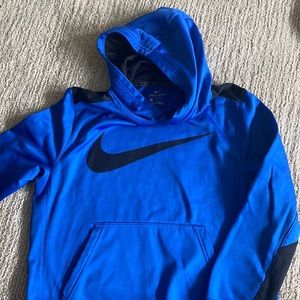 Big boys Nike dri fit hoodie